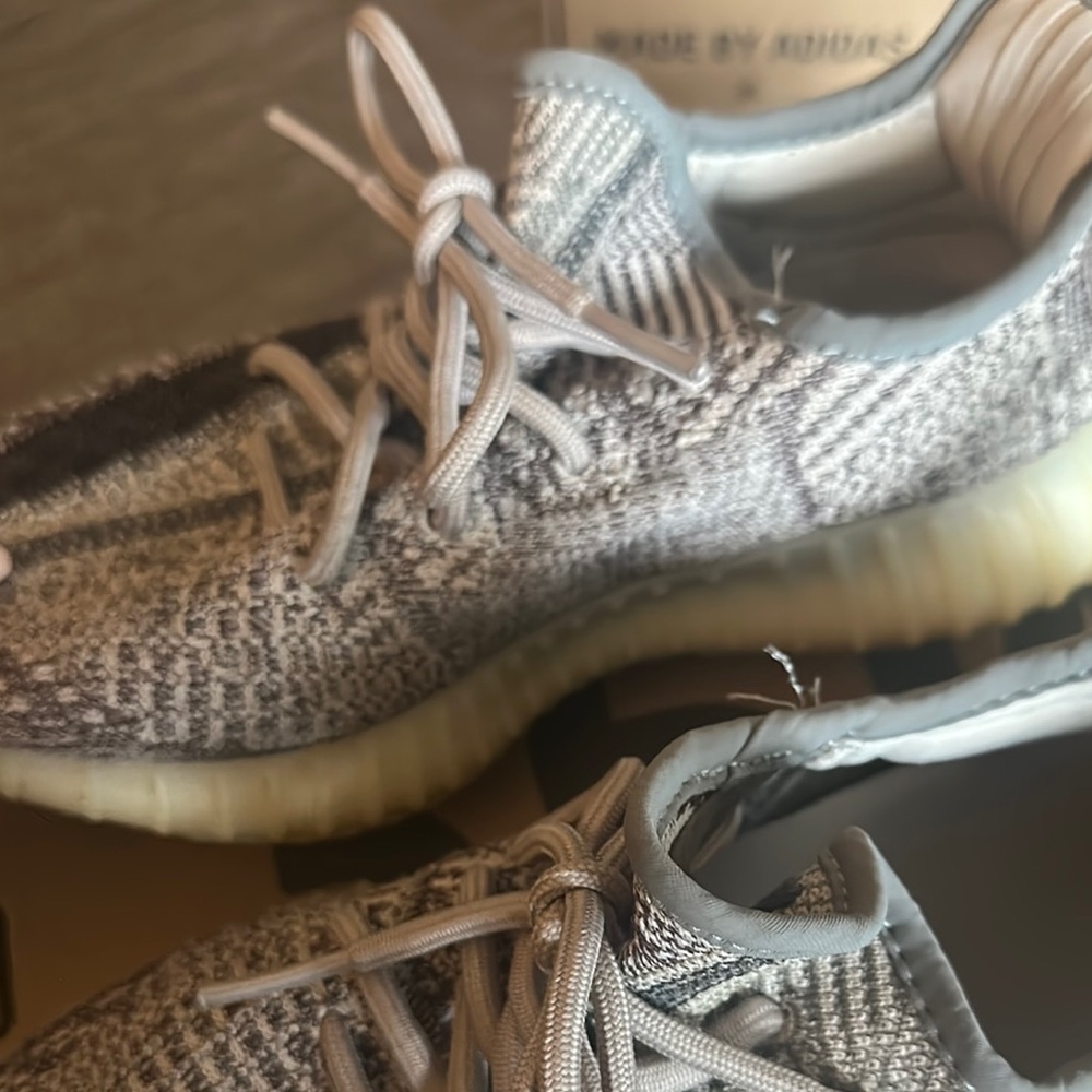 Yeezy Boost Sneakers in Gray and Black - Picture 5 of 7